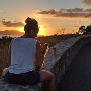 Meet your Posher, Hillary